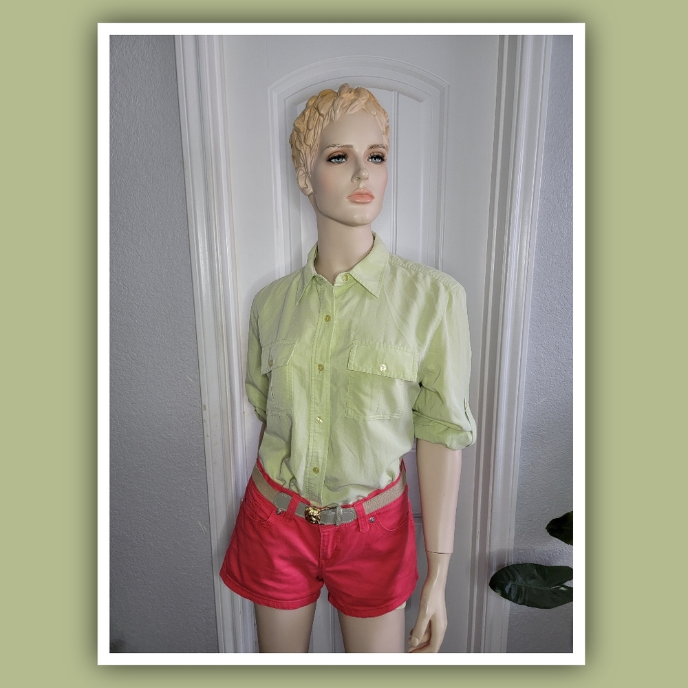 Jones Wear Sport Vintage 90s Sage Green Safari Shirt Roll Tab Sleeve sz 4 Rayon